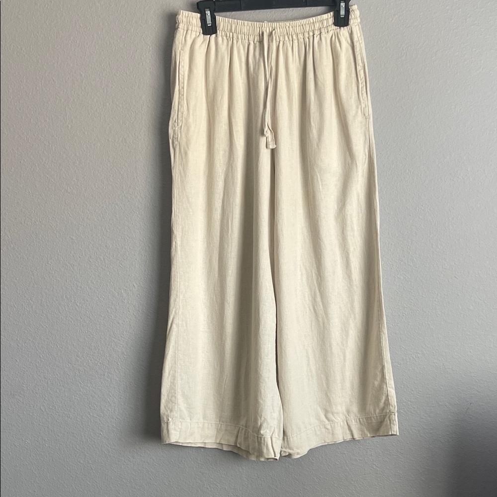 Max Studio London Linen Blend Cropped Wide-Leg Pants in Cream Color